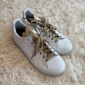 Adidas Stan Smith White Beige Leather Sneakers Women’s 6.5 US Classic Lace Up